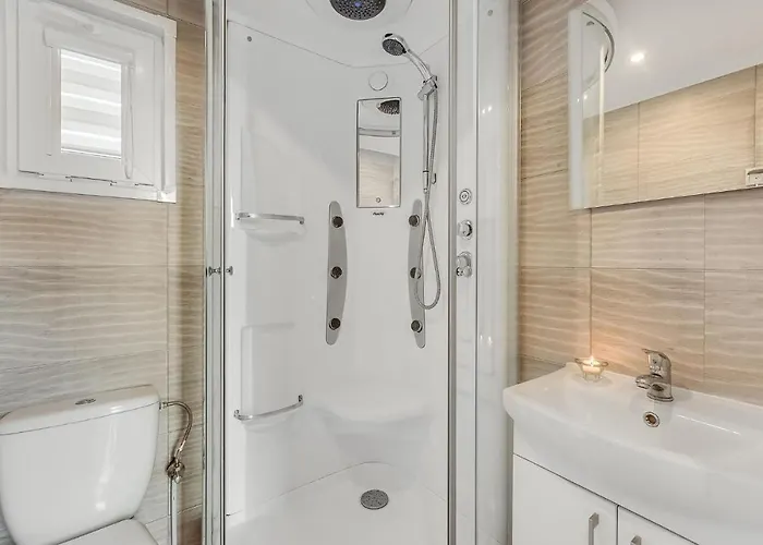 2 Bedroom In Hébergement de vacances *